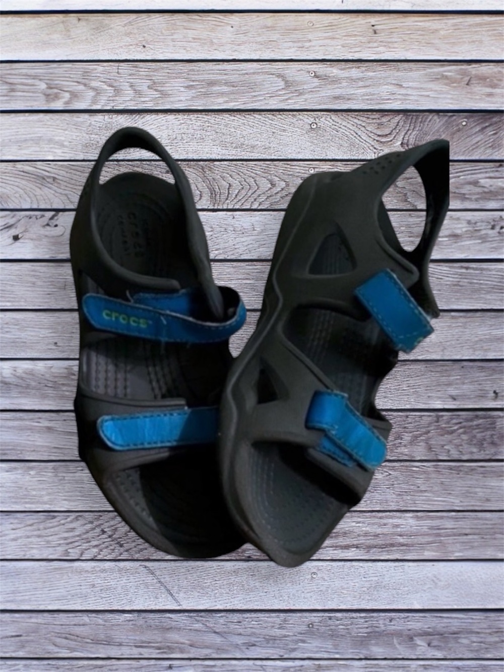 Boys crocs sandals size 11